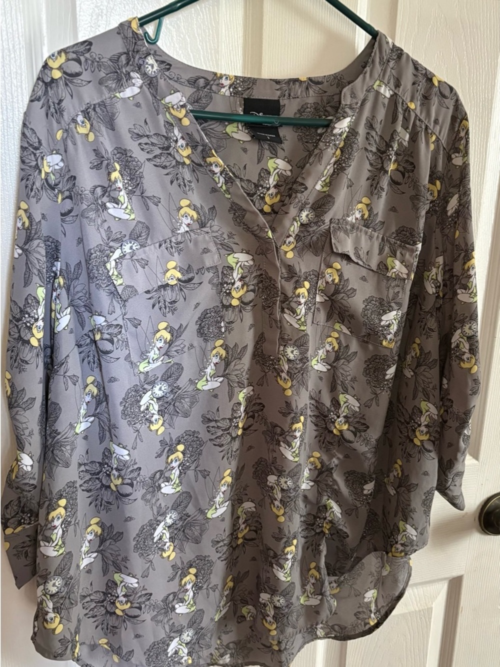 torrid Gray Blouse with Yellow & White Graphic Print